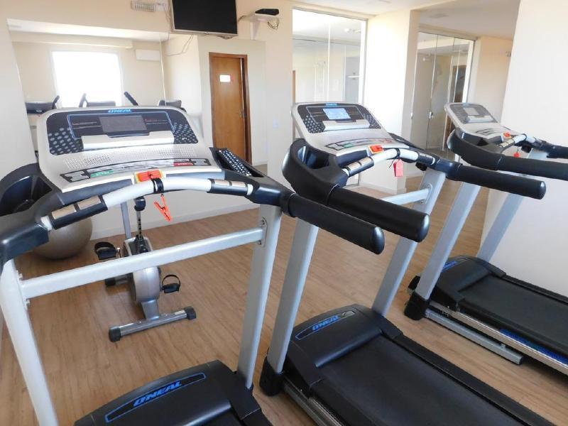 Amsterdam Hotel Montes Claros