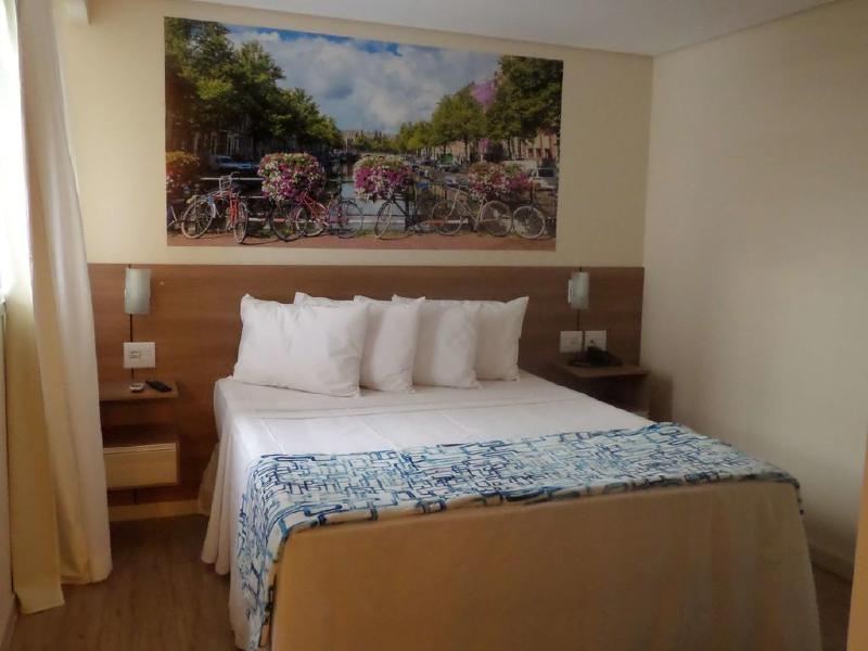 Amsterdam Hotel 4*