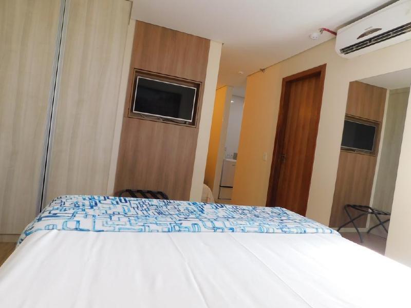 Amsterdam Hotel Montes Claros
